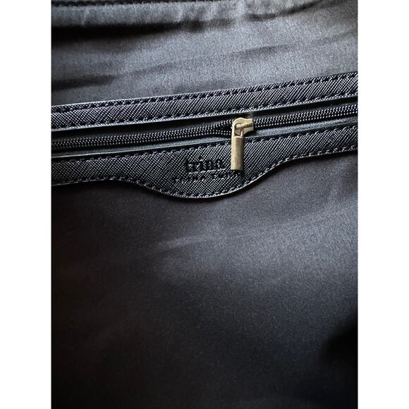 Trina Turk Optical Illusion Black & White Chevron 2 Way Tote NWT - Picture 11 of 16